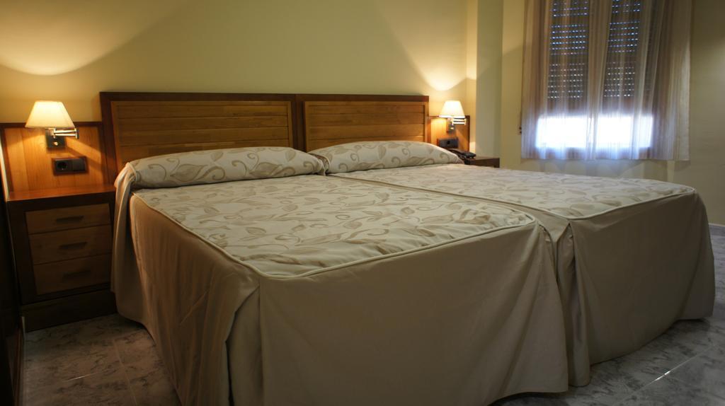 Hotel Puente Romano Alcántara Стая снимка